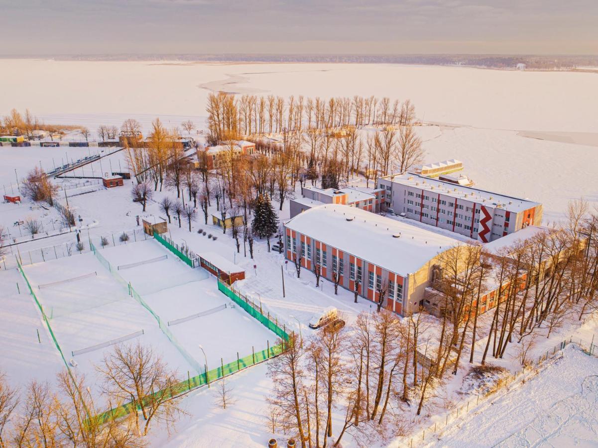 Hotel Mezaparks Riga Buitenkant foto