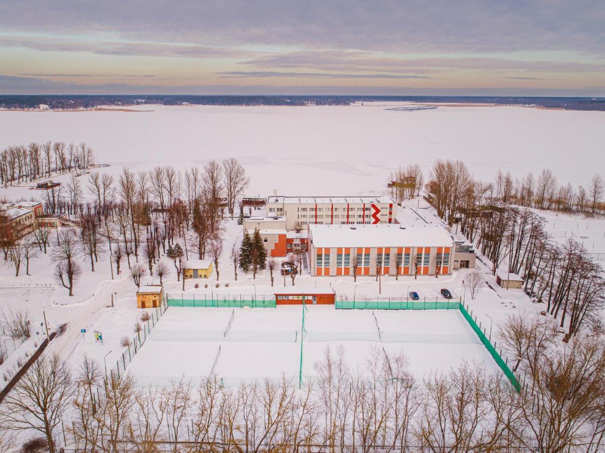 Hotel Mezaparks Riga Buitenkant foto