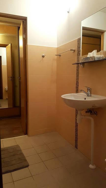 Hotel Mezaparks Riga Buitenkant foto